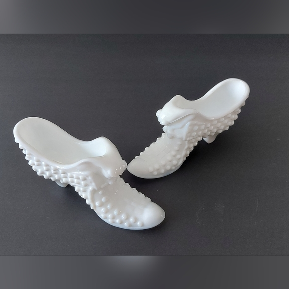 Fenton hobnail milk glass trinket shoe For sale individually - Picture 2 of 9